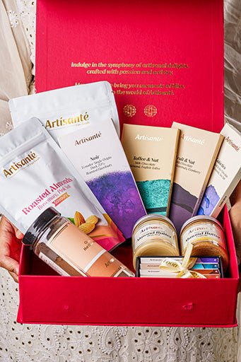 The Nuts Indulgence Medley. Large Gift Box - Artisanté.in